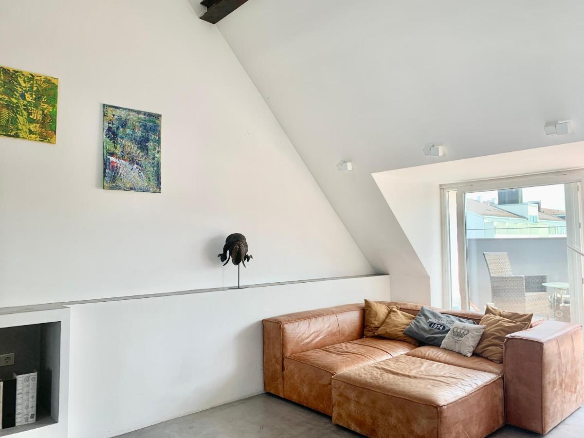 Schoene Dachgeschoss-Maisonette Wohnung Munich Exterior photo