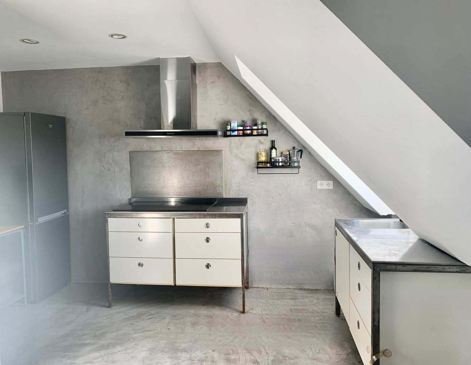 Schoene Dachgeschoss-Maisonette Wohnung Munich Exterior photo